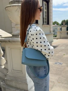 Torebka damska z klapką  kolor BABY BLUE 